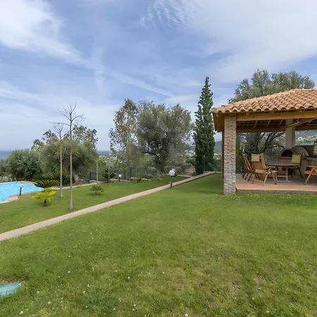 Luxury 2 In The Peloponnese Holiday home