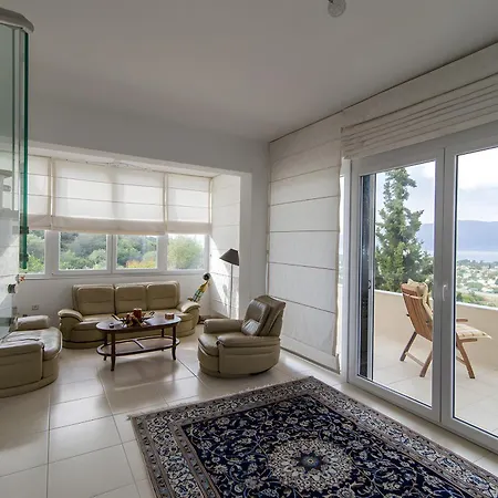 Luxury 2 In The Peloponnese