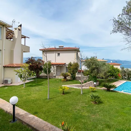 Prázdninový dům Luxury 2 In The Peloponnese *